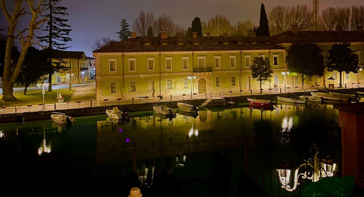 Time To Relax - La Terrazza Sul Lago Пескьера-дель-Гарда Экстерьер фото